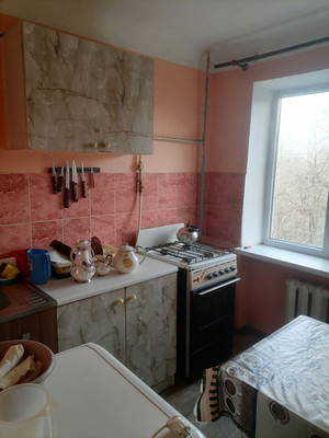 Продам двухкомнатную (2-комн.) квартиру, Яблочкова ул, 15, Грэсовский пгт
