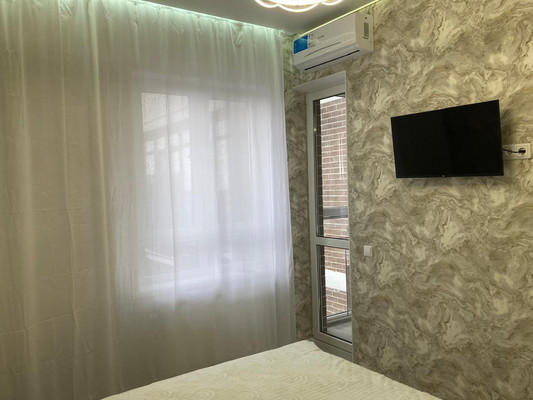 Продам однокомнатную (1-комн.) квартиру, им. Героя Пешкова ул, 14к5, Краснодар г