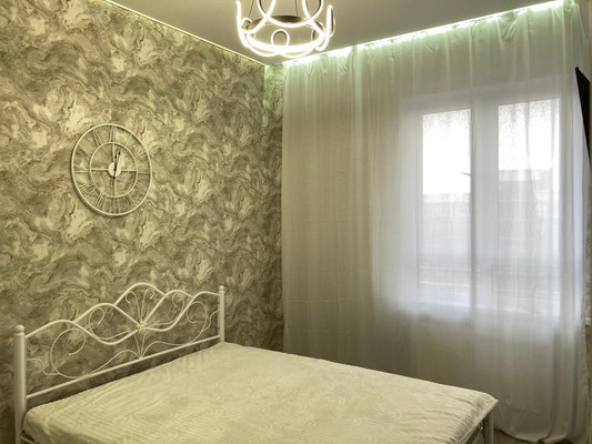 Продам однокомнатную (1-комн.) квартиру, им. Героя Пешкова ул, 14к5, Краснодар г