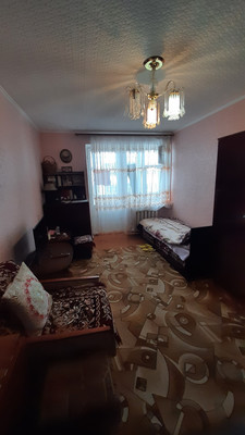 Продам однокомнатную (1-комн.) квартиру, Интернациональная ул, 30, Саки г