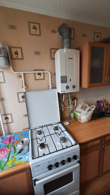 Продам однокомнатную (1-комн.) квартиру, Интернациональная ул, 30, Саки г