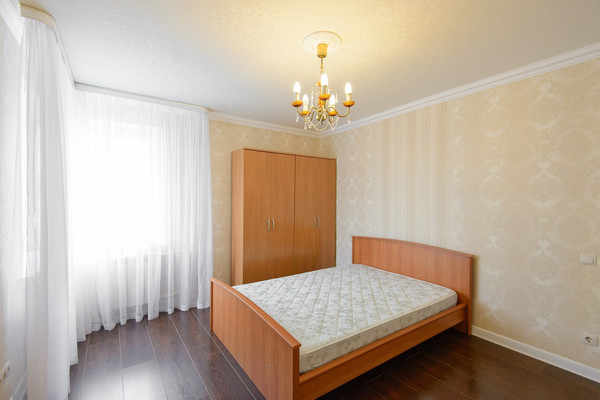Продам двухкомнатную (2-комн.) квартиру, Северный массив мкр, 10, Батайск г