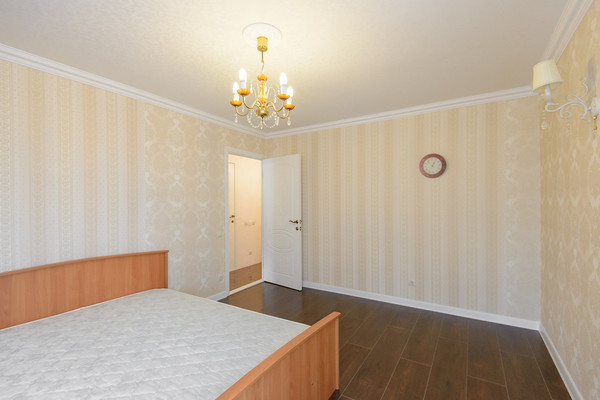 Продам двухкомнатную (2-комн.) квартиру, Северный массив мкр, 10, Батайск г