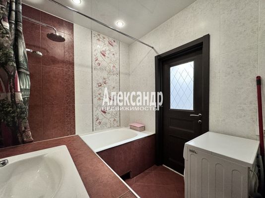 Продам трехкомнатную (3-комн.) квартиру, Гжатская ул, 22к3, Санкт-Петербург г