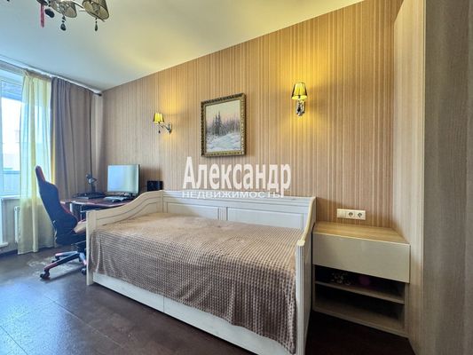 Продам трехкомнатную (3-комн.) квартиру, Гжатская ул, 22к3, Санкт-Петербург г
