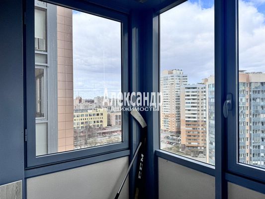 Продам трехкомнатную (3-комн.) квартиру, Гжатская ул, 22к3, Санкт-Петербург г
