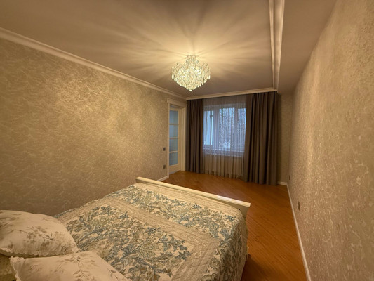 Продам многокомнатную квартиру, Тарчокова ул, 19к10, Нальчик г