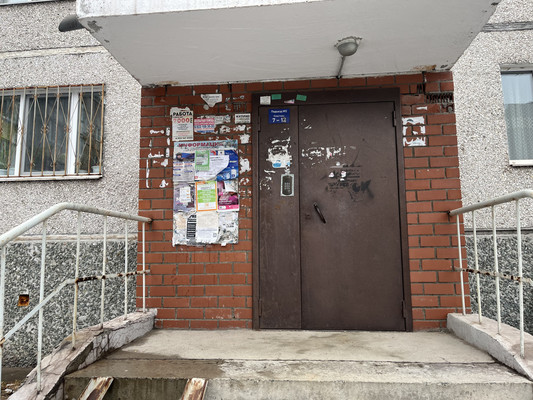 Продам двухкомнатную (2-комн.) квартиру, Борцов Революции ул, 2, Нижний Тагил г