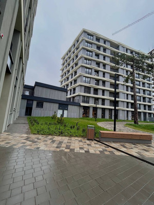Продам двухкомнатную (2-комн.) квартиру, Воровского ул, 24кс, Симферополь г