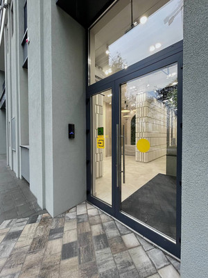 Продам двухкомнатную (2-комн.) квартиру, Воровского ул, 24кс, Симферополь г