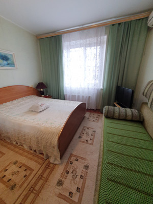 Продам двухкомнатную (2-комн.) квартиру, Строителей пр-кт, 11а, Волгодонск г