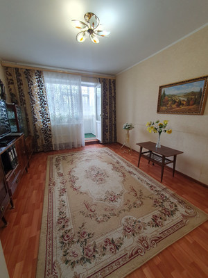 Продам двухкомнатную (2-комн.) квартиру, Строителей пр-кт, 11а, Волгодонск г