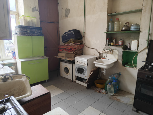 Продам комнату в 5-комн. квартире, Обороны ул, 58, Ростов-на-Дону г