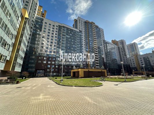 Продам двухкомнатную (2-комн.) квартиру, Среднерогатская ул, 9, Санкт-Петербург г