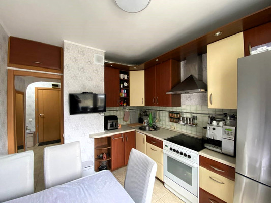 Продам однокомнатную (1-комн.) квартиру, Академика Челомея ул, 8к2, Москва г
