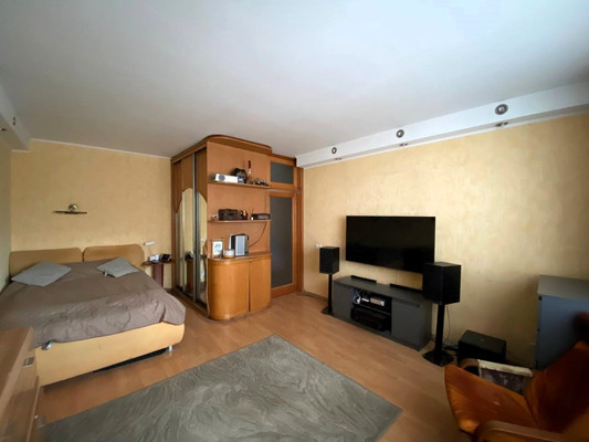 Продам однокомнатную (1-комн.) квартиру, Академика Челомея ул, 8к2, Москва г