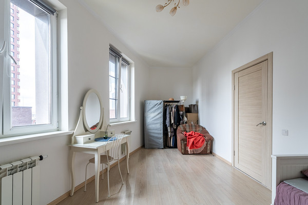 Продам трехкомнатную (3-комн.) квартиру, Береговой проезд, 1А, Москва г