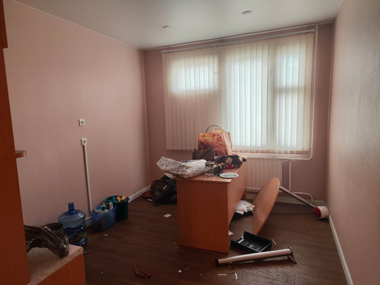 Продам многокомнатную квартиру, Комендантский пр-кт, 31к5, Санкт-Петербург г