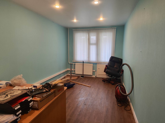Продам многокомнатную квартиру, Комендантский пр-кт, 31к5, Санкт-Петербург г