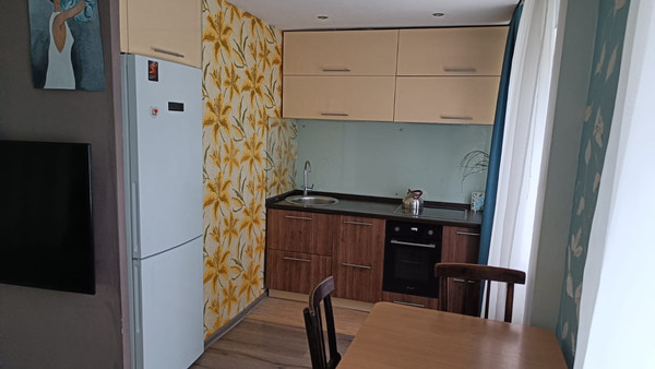Продам трехкомнатную (3-комн.) квартиру, Победы ул, 16, Нижний Тагил г