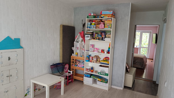 Продам трехкомнатную (3-комн.) квартиру, Победы ул, 16, Нижний Тагил г