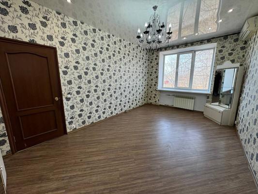 Продам трехкомнатную (3-комн.) квартиру, Культурная ул, 19, Комсомольск-на-Амуре г