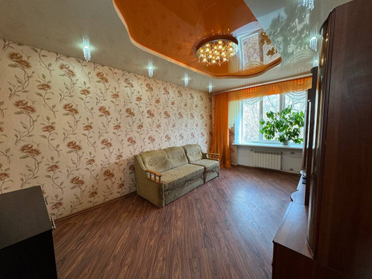 Продам трехкомнатную (3-комн.) квартиру, Культурная ул, 19, Комсомольск-на-Амуре г