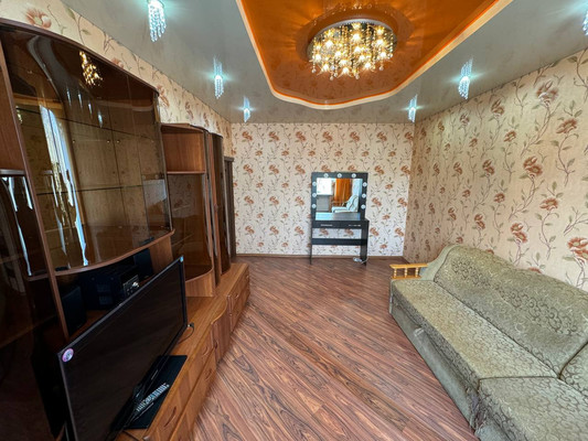 Продам трехкомнатную (3-комн.) квартиру, Культурная ул, 19, Комсомольск-на-Амуре г