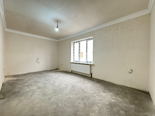 Продам трехкомнатную (3-комн.) квартиру, Братьев Беровых ул, 54ка, Нальчик г