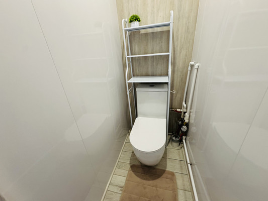 Продам трехкомнатную (3-комн.) квартиру, Веселая ул, 1, Пермь г