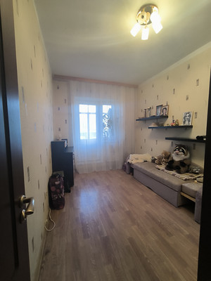 Продам трехкомнатную (3-комн.) квартиру, Ярославское ш, 107к2, Москва г
