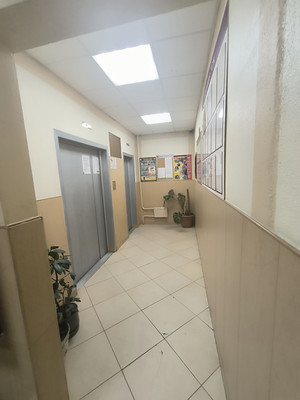 Продам трехкомнатную (3-комн.) квартиру, Ярославское ш, 107к2, Москва г