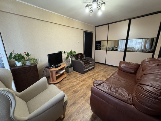 Продам многокомнатную квартиру, Федюнинского проезд, 18, Брянск г