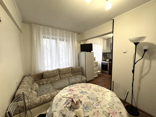 Продам многокомнатную квартиру, Федюнинского проезд, 18, Брянск г