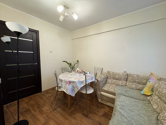 Продам многокомнатную квартиру, Федюнинского проезд, 18, Брянск г