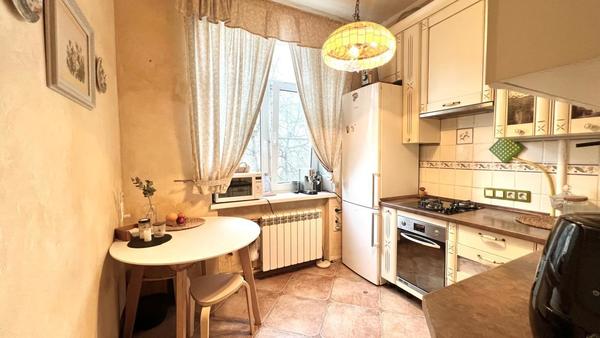 Продам трехкомнатную (3-комн.) квартиру, 1-я Прядильная ул, 7, Москва г