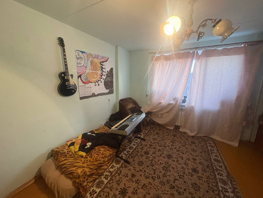 Продам однокомнатную (1-комн.) квартиру, Черноисточинское ш, 16, Нижний Тагил г
