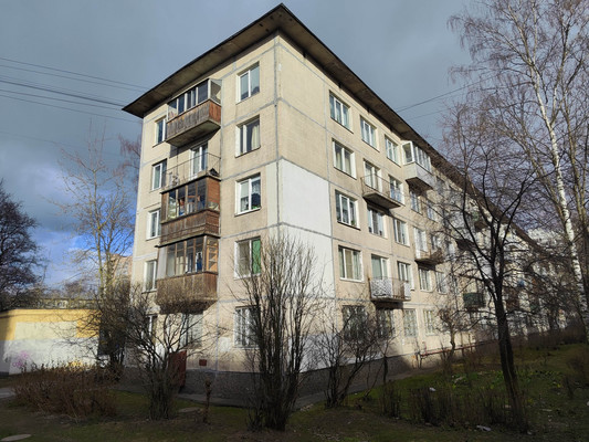 Продам трехкомнатную (3-комн.) квартиру, Демьяна Бедного ул, 2к2, Санкт-Петербург г