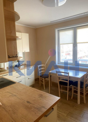 Продам двухкомнатную (2-комн.) квартиру, Новосибирская ул, 1, Красноярск г