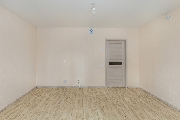 Продам двухкомнатную (2-комн.) , Краснопольский пр-кт, 24, Челябинск г