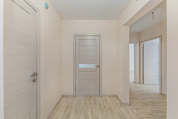 Продам двухкомнатную (2-комн.) , Краснопольский пр-кт, 24, Челябинск г