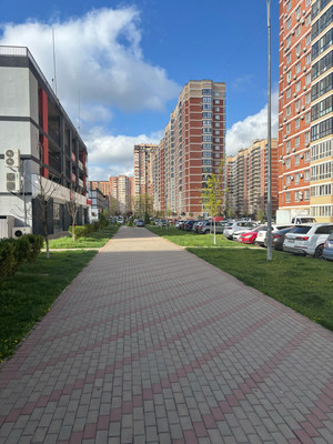 Продам трехкомнатную (3-комн.) квартиру, Героев-Разведчиков ул, 6к4, Краснодар г