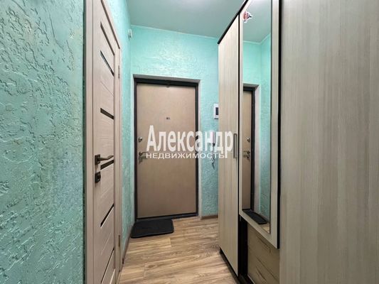 Продам однокомнатную (1-комн.) квартиру, Плесецкая ул, 10, Санкт-Петербург г