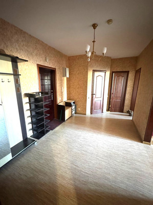 Продам двухкомнатную (2-комн.) квартиру, Байкальская ул, 202/13, Иркутск г
