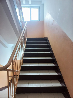 Продам двухкомнатную (2-комн.) квартиру, Байкальская ул, 202/13, Иркутск г