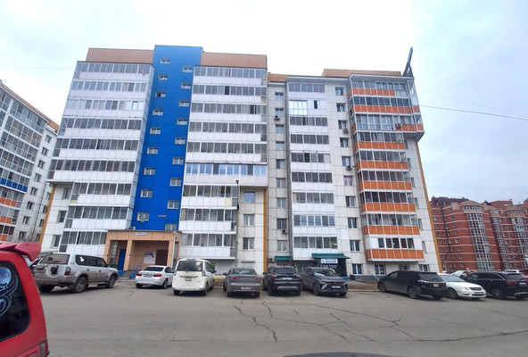 Продам двухкомнатную (2-комн.) квартиру, Байкальская ул, 202/13, Иркутск г
