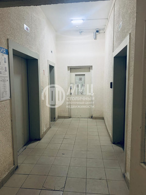 Продам двухкомнатную (2-комн.) квартиру, Новгородская ул, 5к1, Москва г