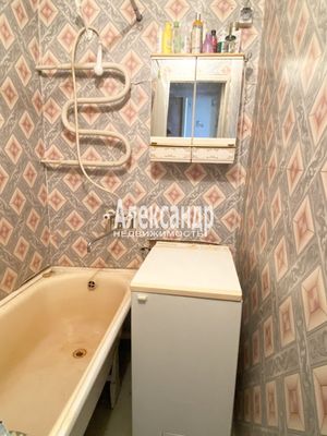 Продам двухкомнатную (2-комн.) квартиру, Новая ул, 2, Михалево п