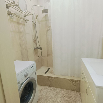 Продам двухкомнатную (2-комн.) квартиру, Логинова ул, 2, Медведево пгт