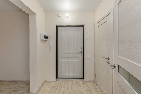 Продам трехкомнатную (3-комн.) , Краснопольский пр-кт, 30, Челябинск г